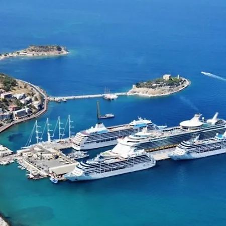 Melike Kuşadası