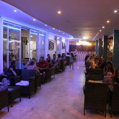 Melike Hotel 2*